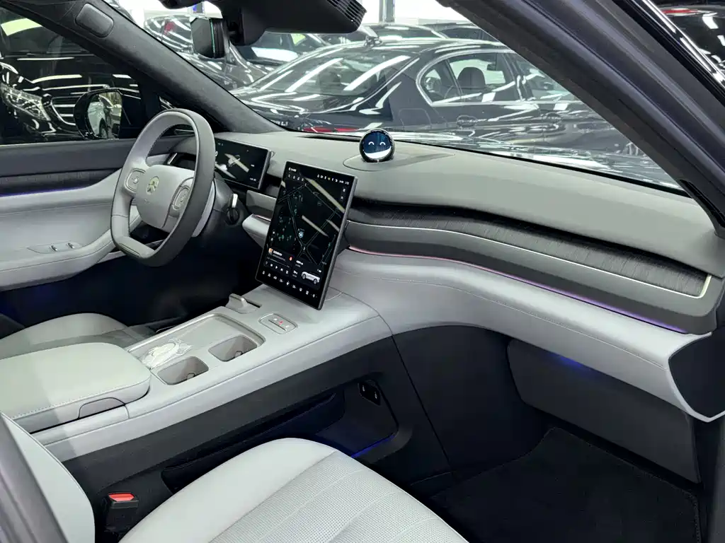 NIO ES8 — миниатюра 14