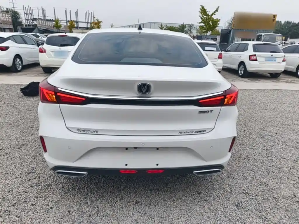 Changan Eado — миниатюра 6
