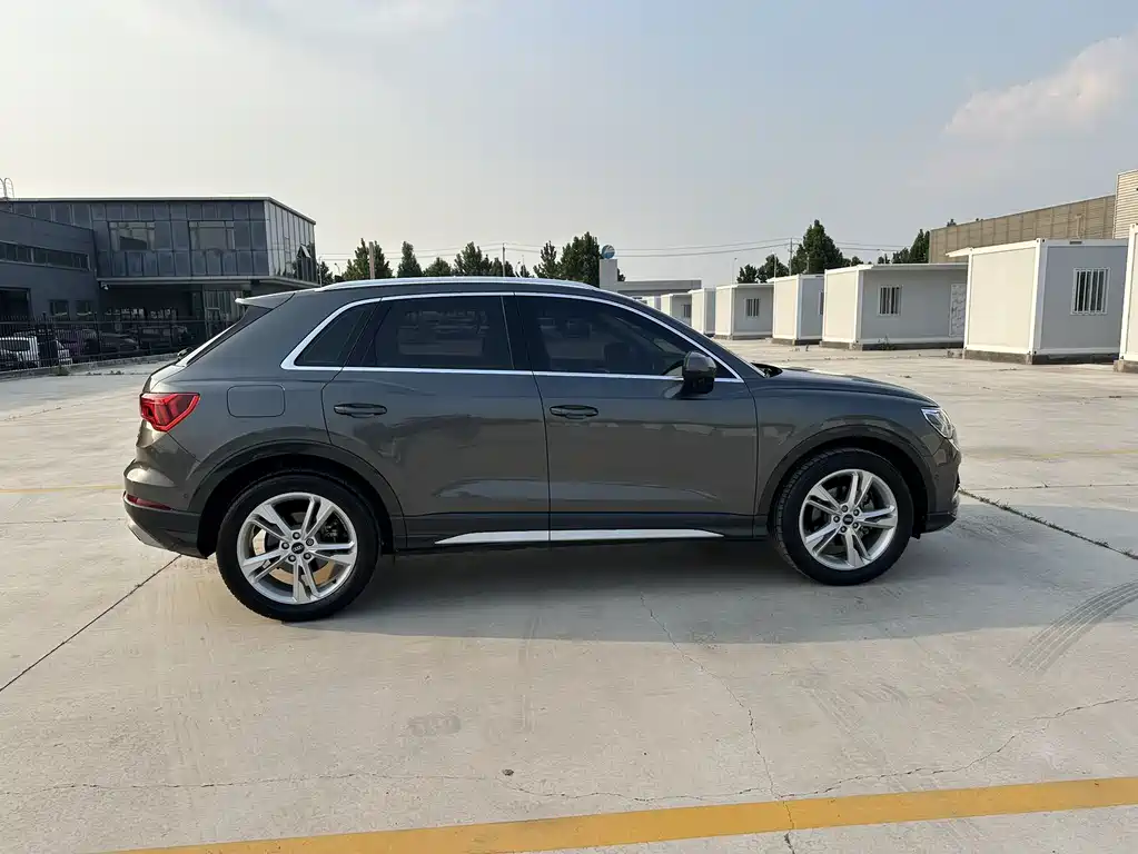 Audi Q3 2022 35 TFSI Fashion