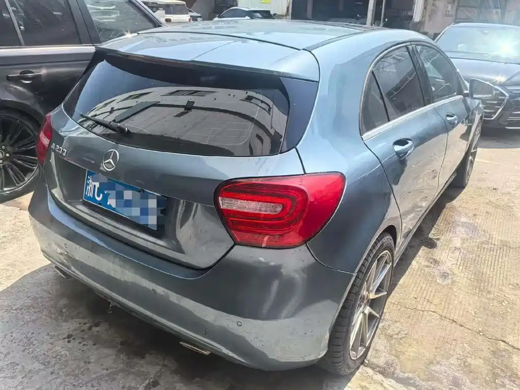 Mercedes-Benz A-Class (Import) — миниатюра 9