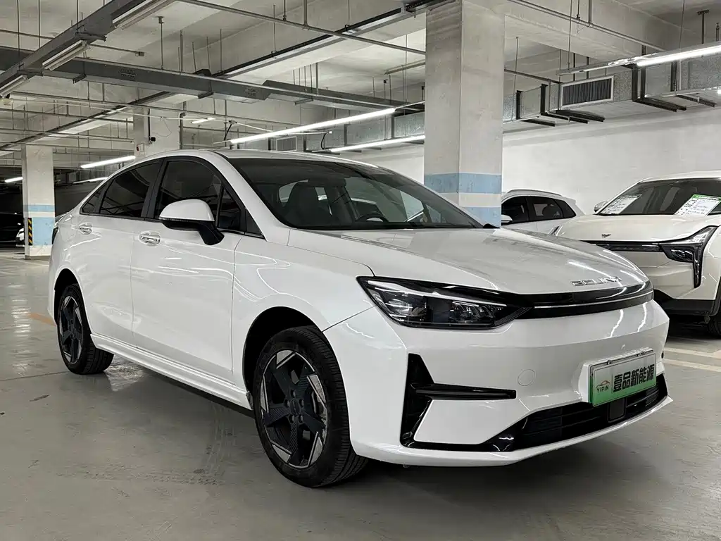 BAIC EU5 Plus — миниатюра 3
