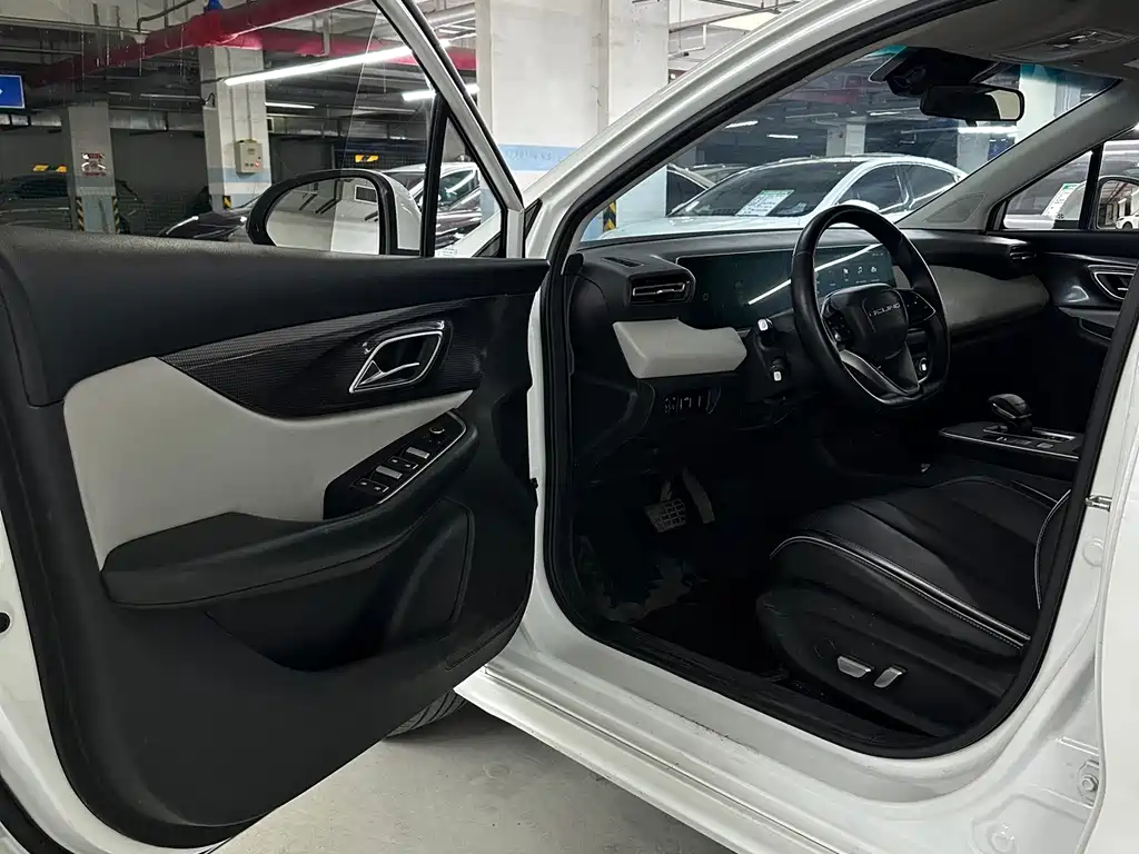 BAIC EU5 Plus — миниатюра 14