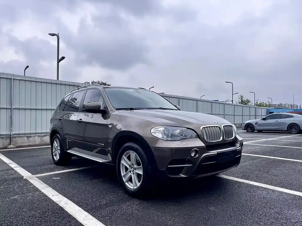 BMW X5 (Import) — миниатюра 3