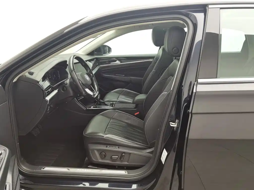 Volkswagen Passat — миниатюра 10