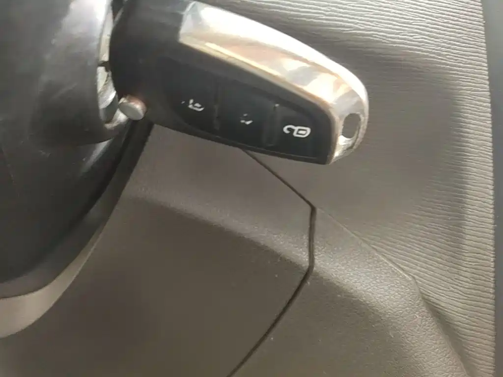 Wuling Hongguang — миниатюра 9