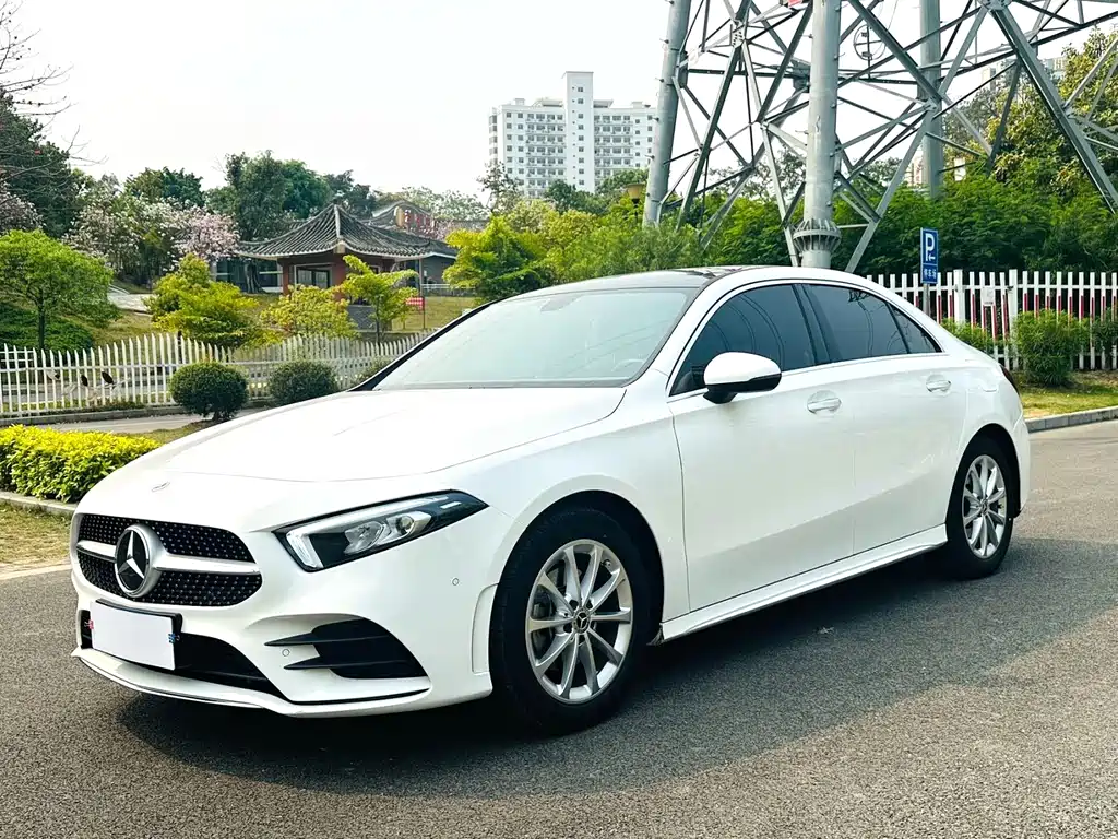 MERCEDES-BENZ A CLASS