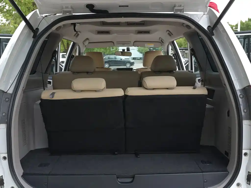 Mitsubishi Pajero Sport — миниатюра 9