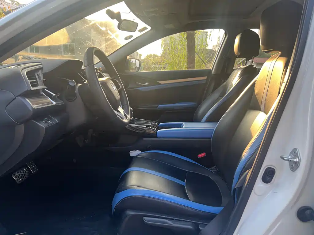 Honda Civic — миниатюра 5