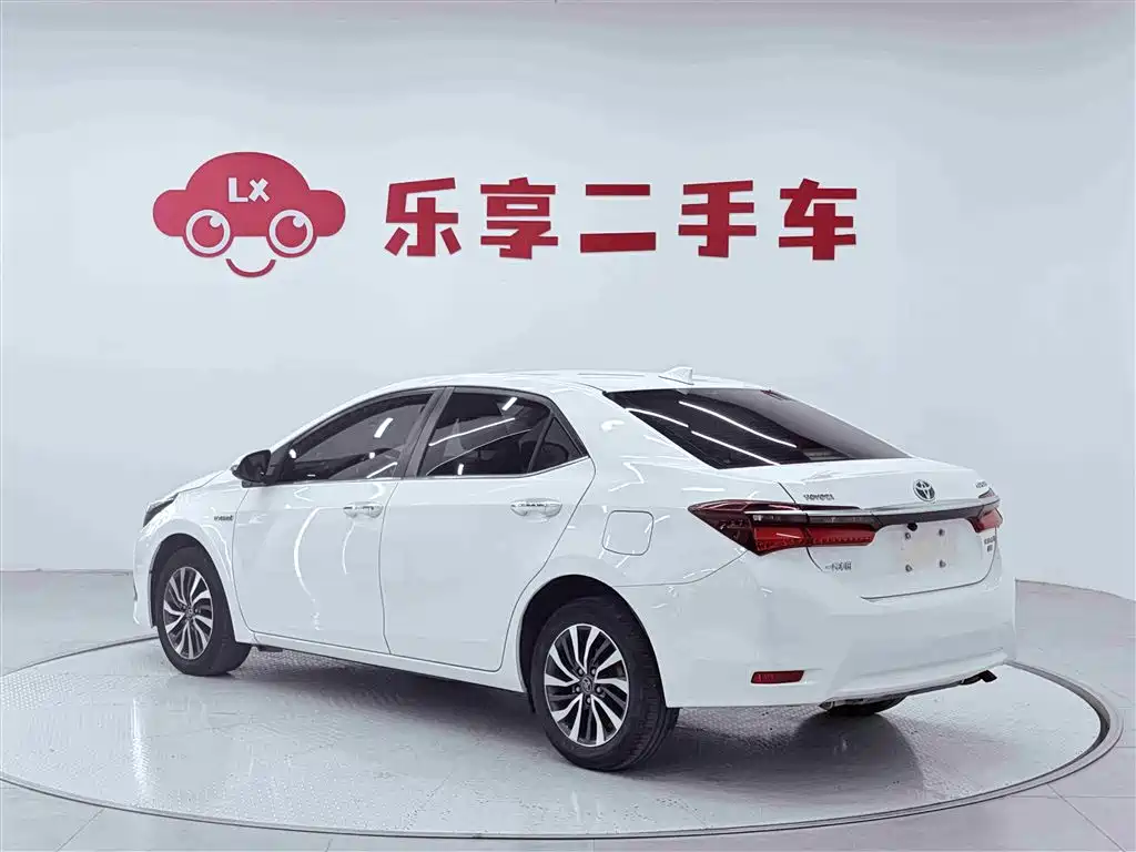 Toyota Corolla 2017 1.8L E-CVT Lead