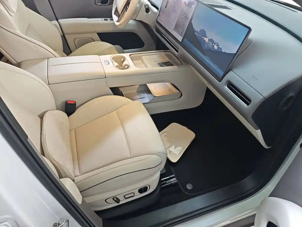 Li Auto Li i6 — миниатюра 24