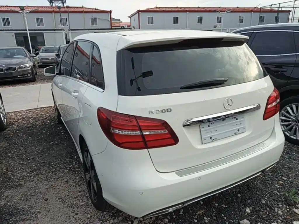 Mercedes-Benz B-Class — миниатюра 5