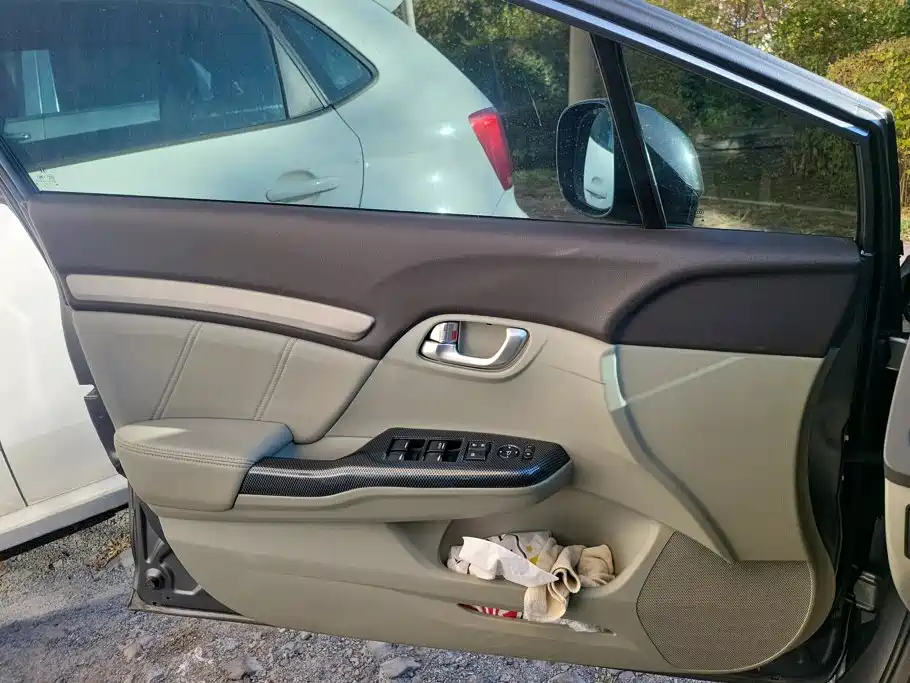 Honda Civic — миниатюра 7
