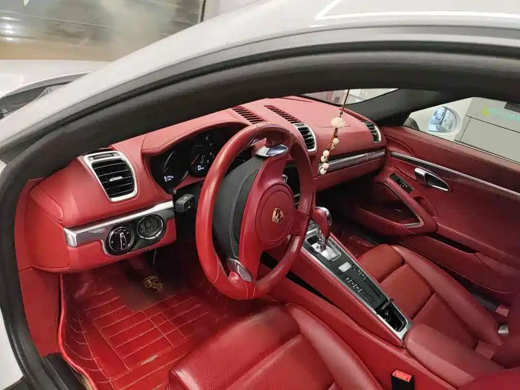 Porsche Cayman 2015 Cayman Style Edition 2.7L