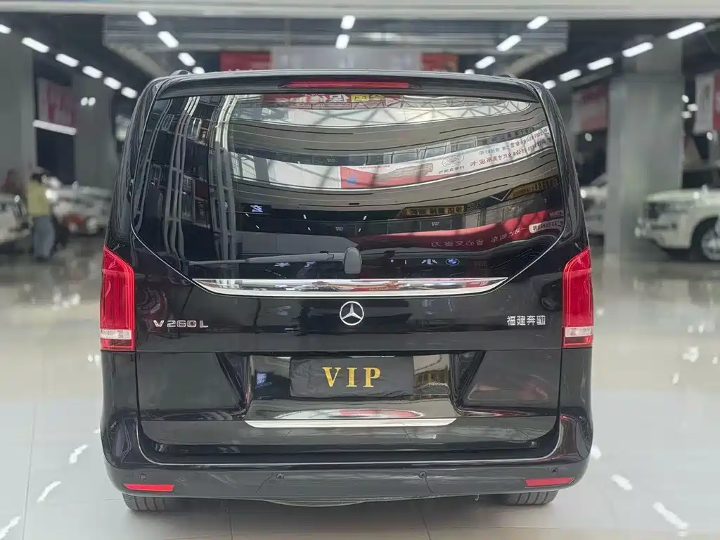 Mercedes-Benz V-Class — миниатюра 8