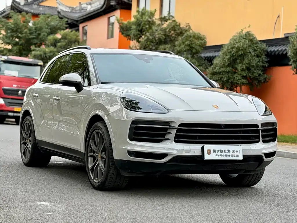 Porsche Cayenne — миниатюра 3