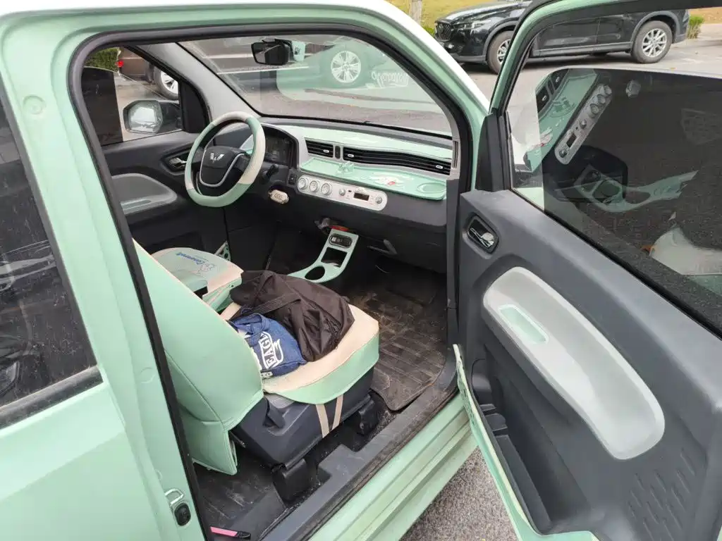 Wuling MINIEV — миниатюра 19