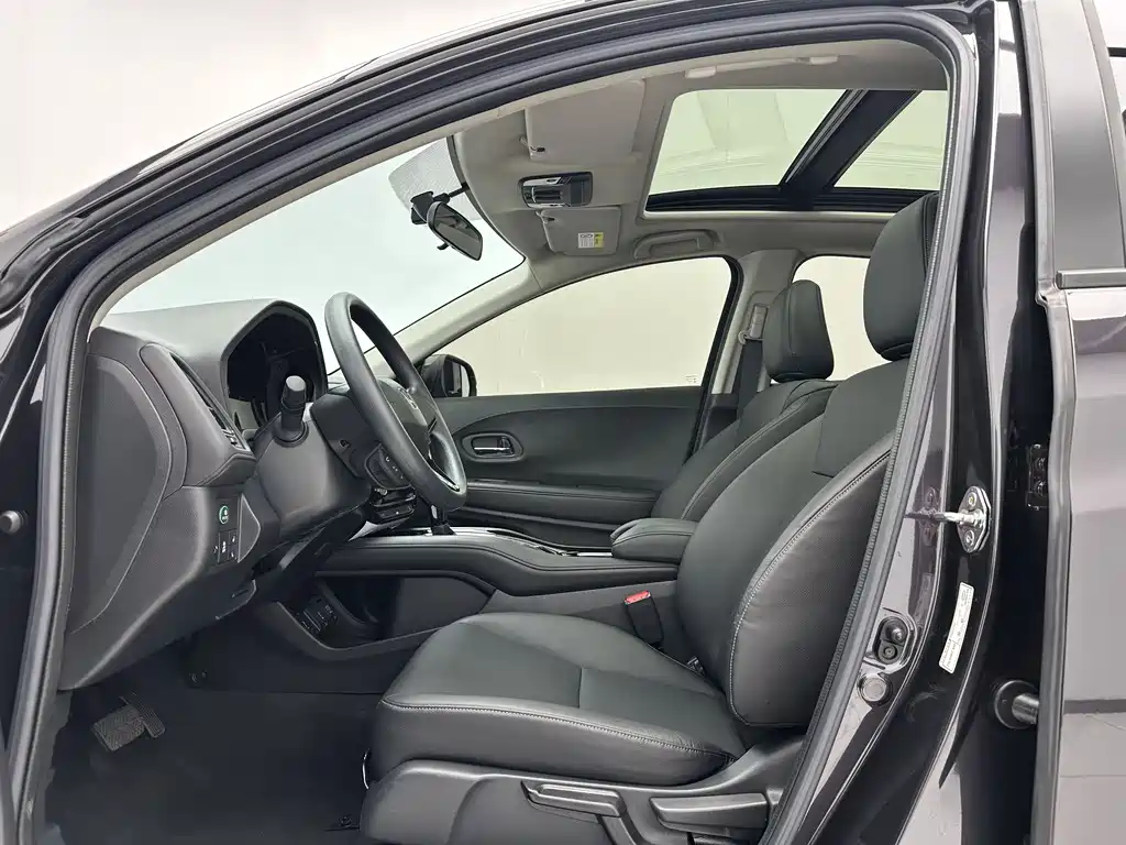 Honda Vezel 2022 1.5L CVT