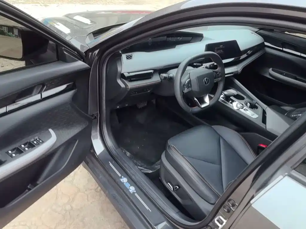 Changan UNI-V — миниатюра 16