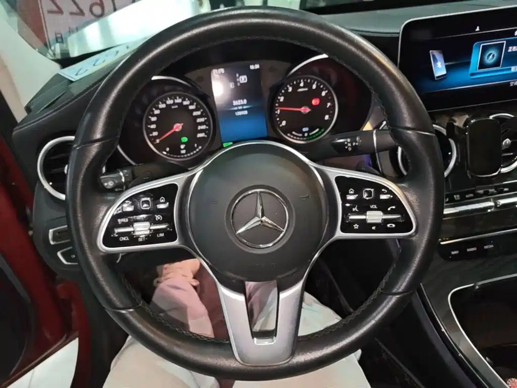 Mercedes-Benz C-Class — миниатюра 11