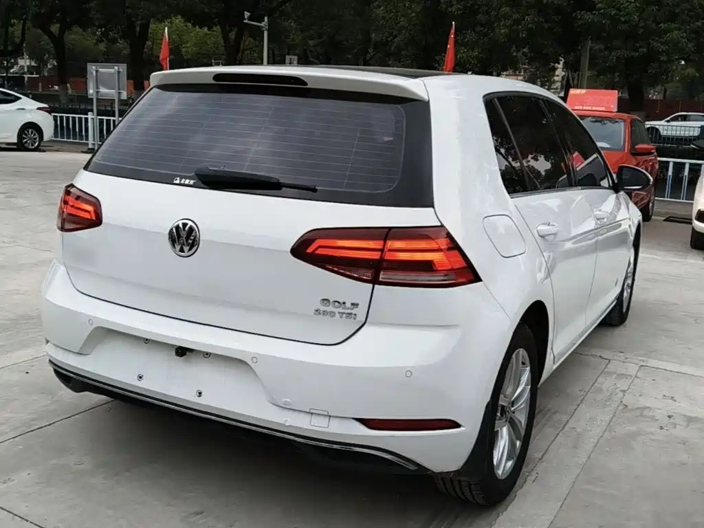 Volkswagen Golf — миниатюра 7