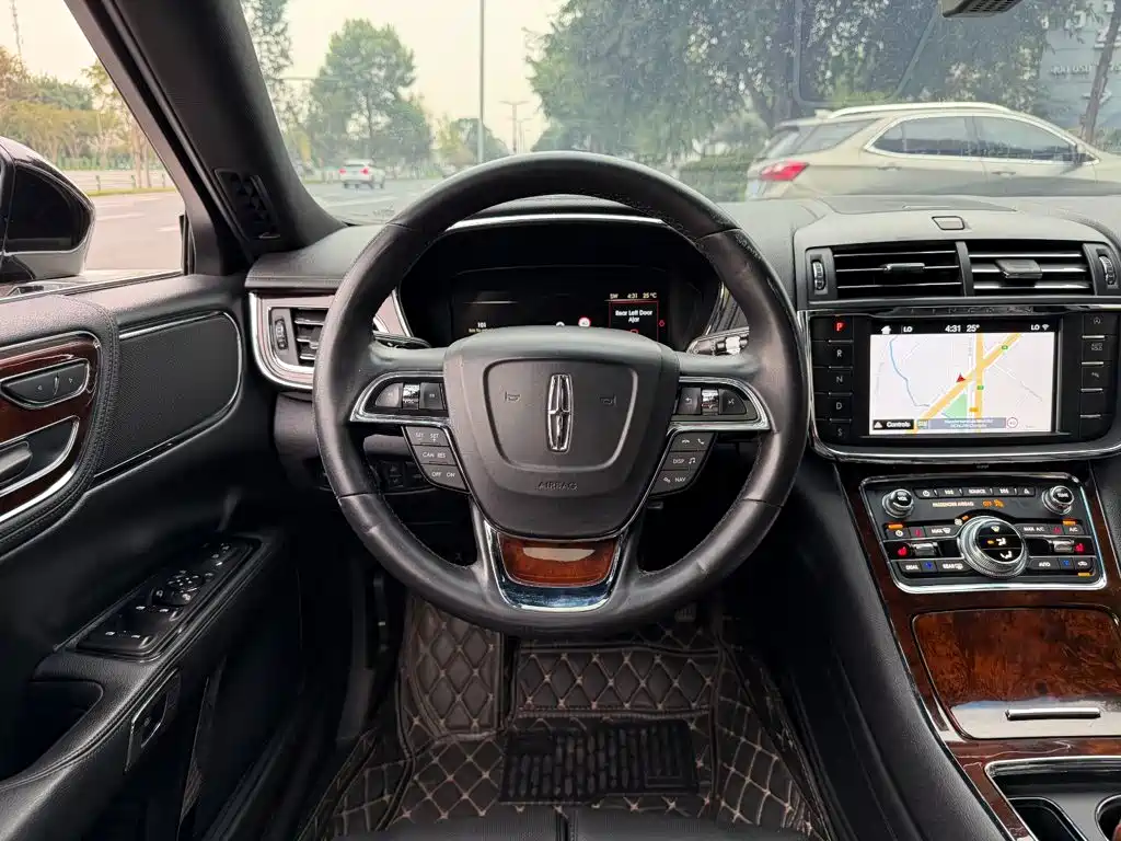 Lincoln Continental — миниатюра 13