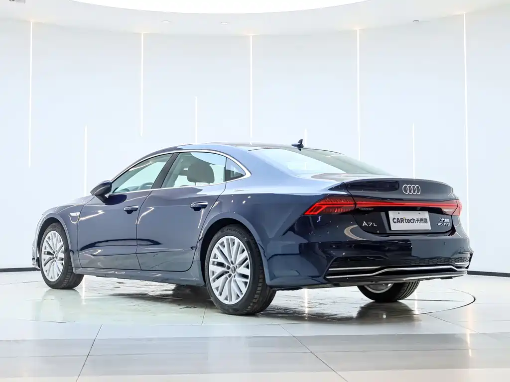 Audi A7L 2024 45TFSI S-line