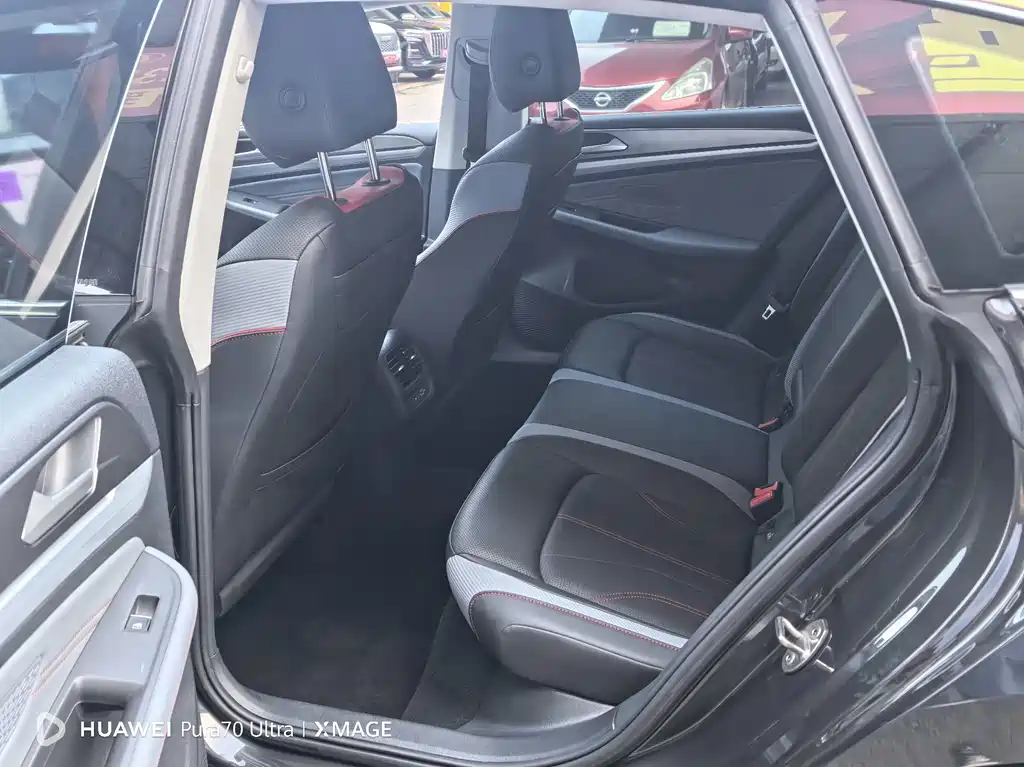 Volkswagen Lamando — миниатюра 8