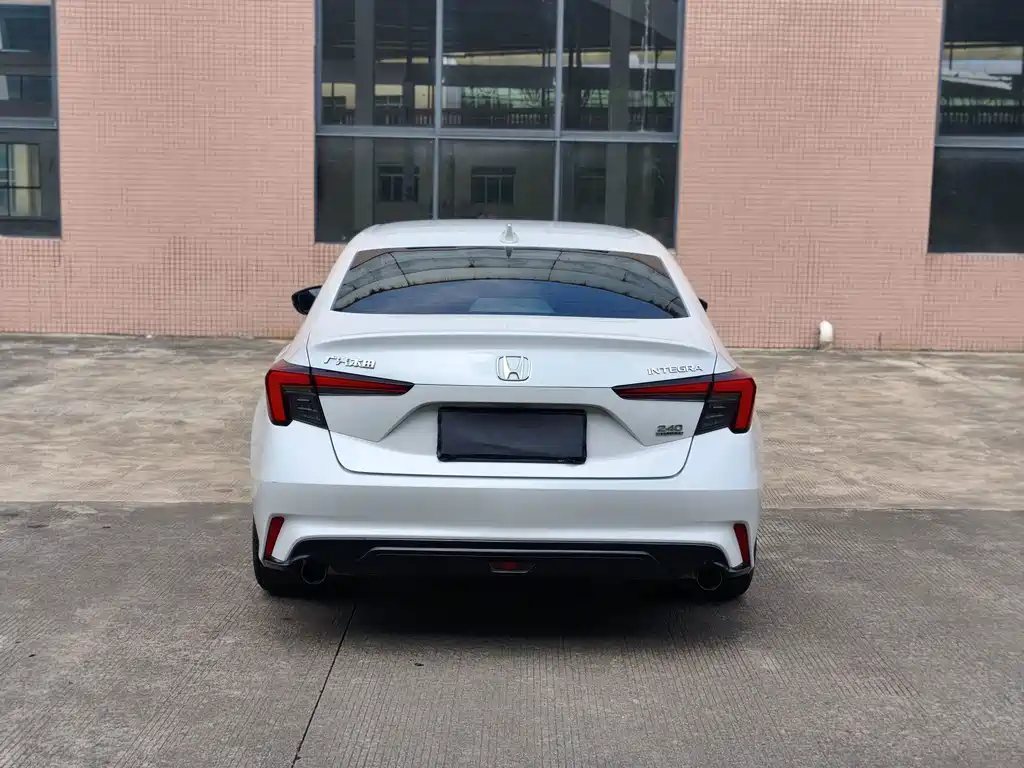 Honda Integra — миниатюра 7