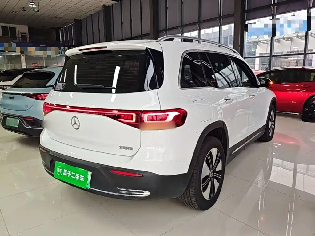 Mercedes-Benz EQB — миниатюра 7
