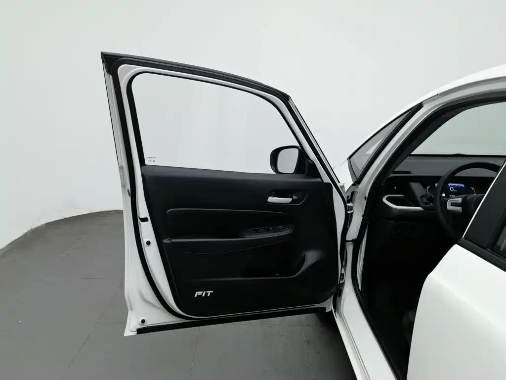 Honda Fit — миниатюра 8