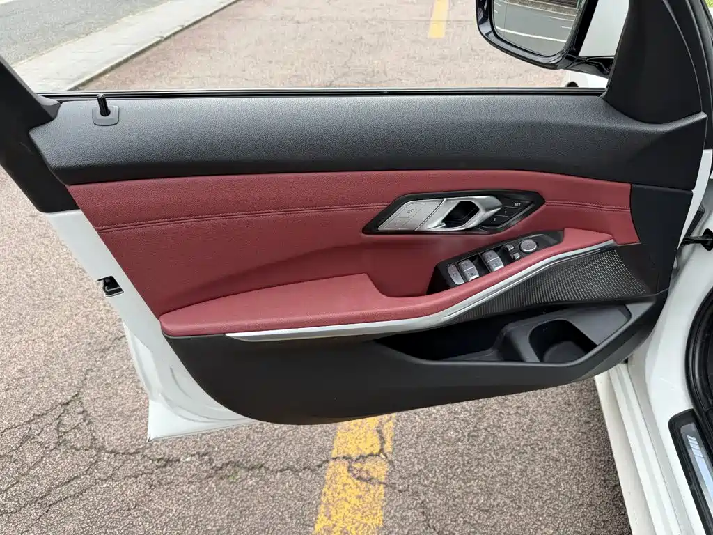 BMW 3 Series — миниатюра 6