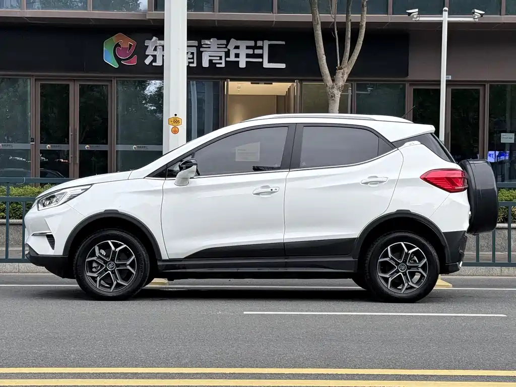 BYD Yuan Pro — миниатюра 3