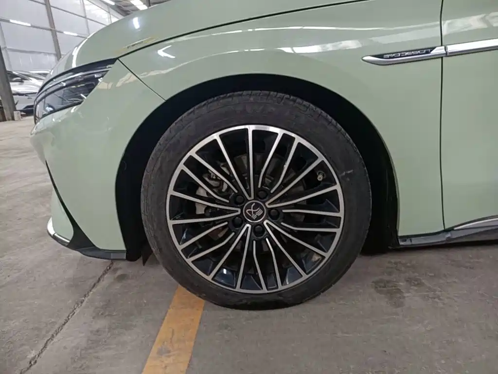 BYD Han — миниатюра 23
