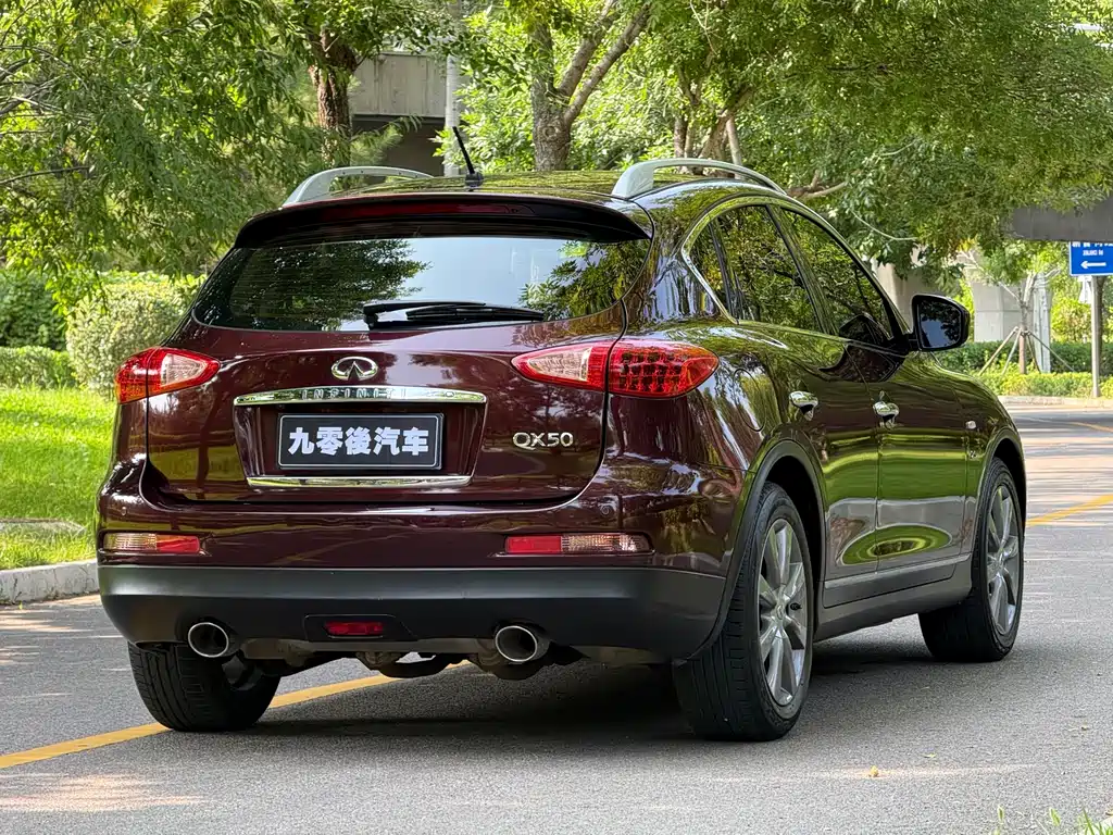 Infiniti QX50 (Import) — миниатюра 12