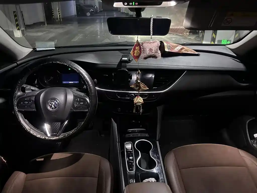 Buick Regal — миниатюра 5