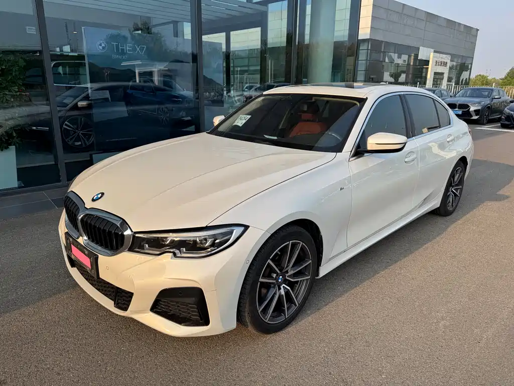 BMW 3 Series 2021