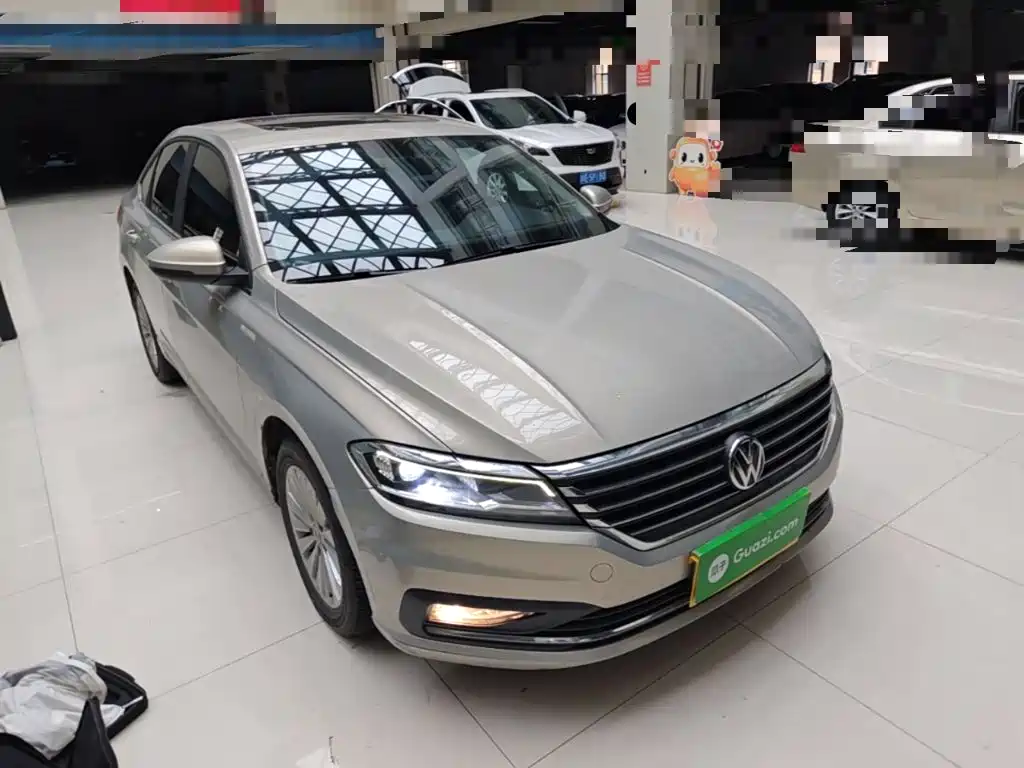 Volkswagen Lavida — миниатюра 4