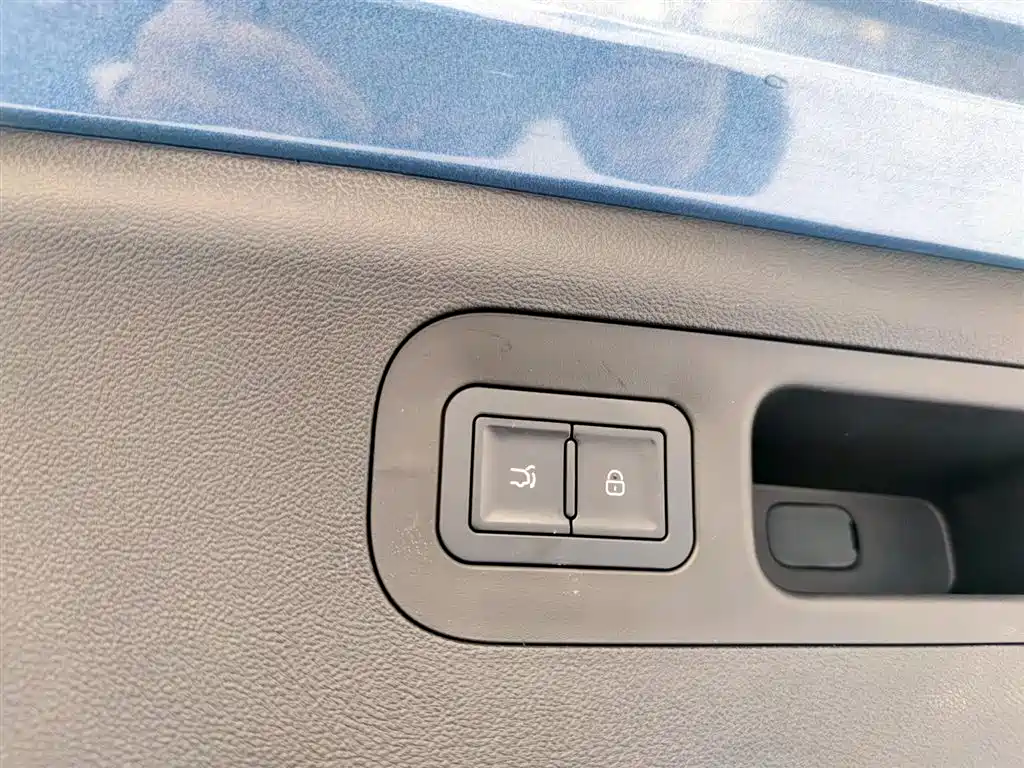 BYD SEA LION 07 DM I