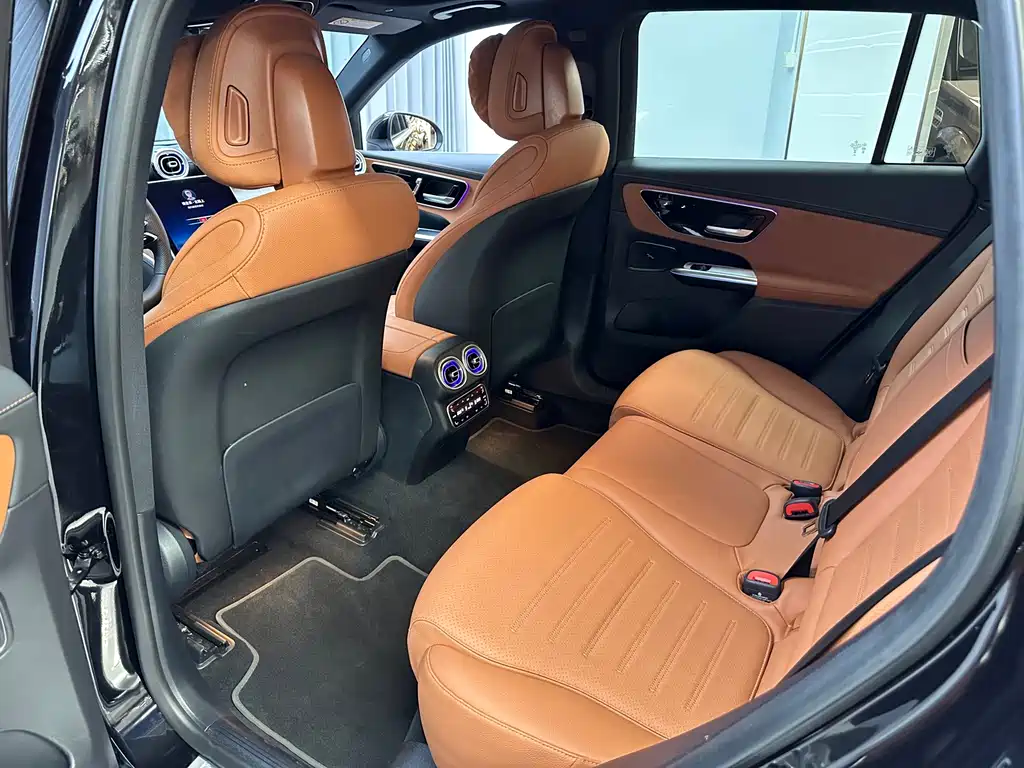 Mercedes-Benz GLC — миниатюра 10