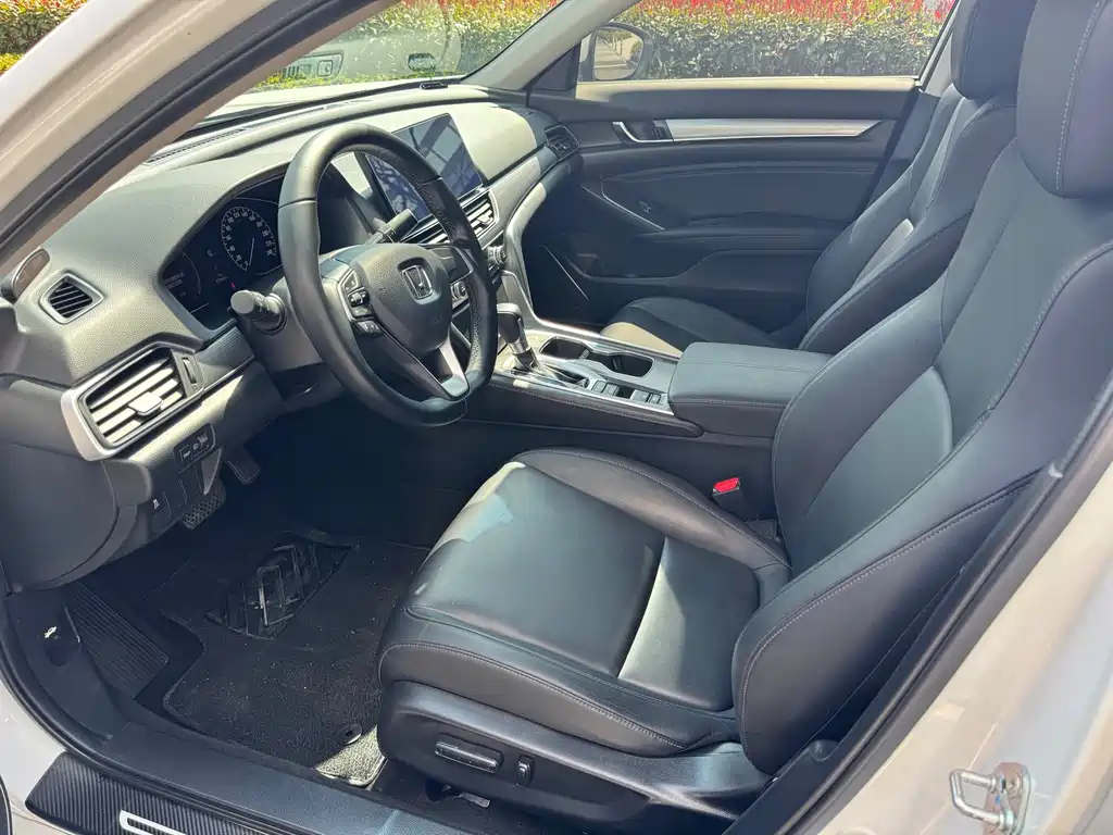 Honda Accord — миниатюра 5