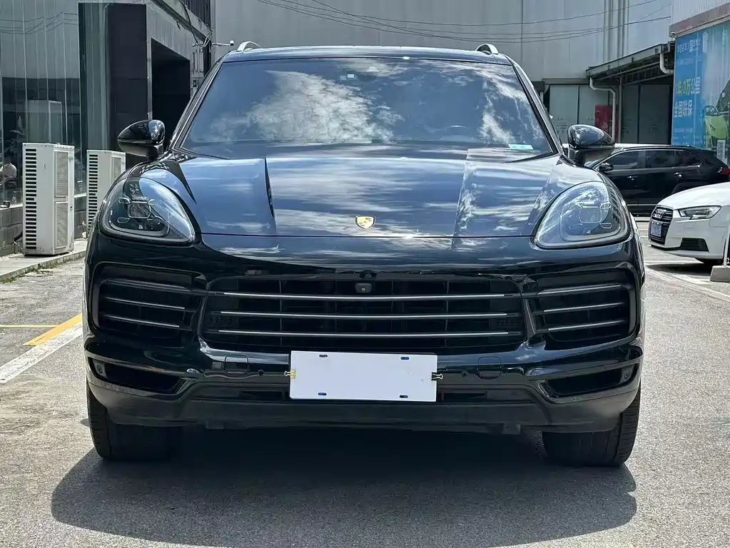 Porsche Cayenne — миниатюра 2