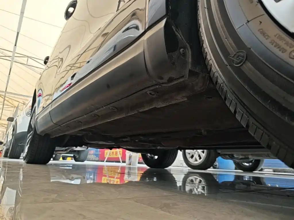 Borgward BX7 — миниатюра 21
