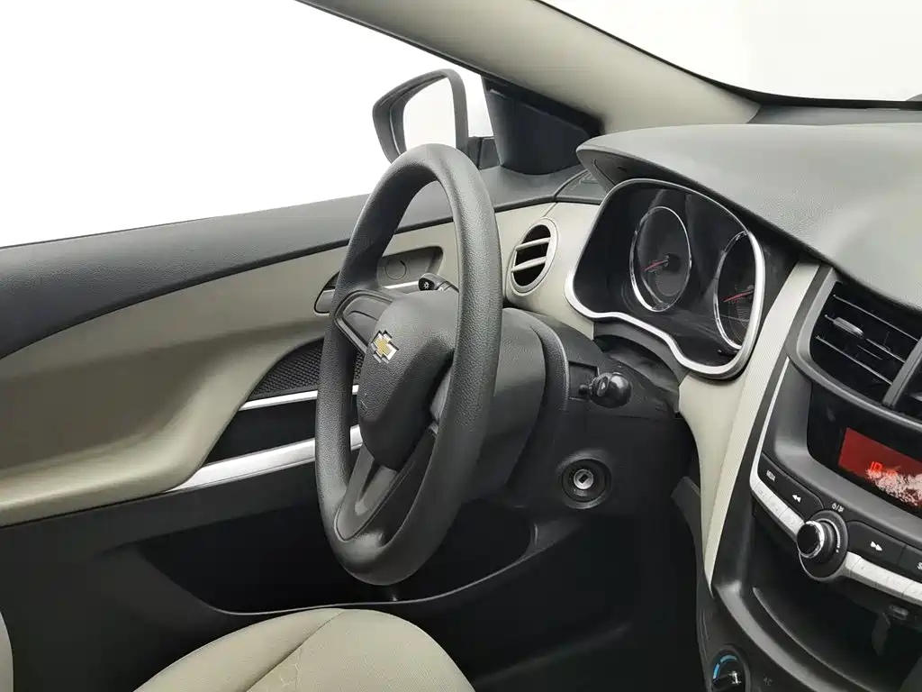 Chevrolet Sail — миниатюра 22