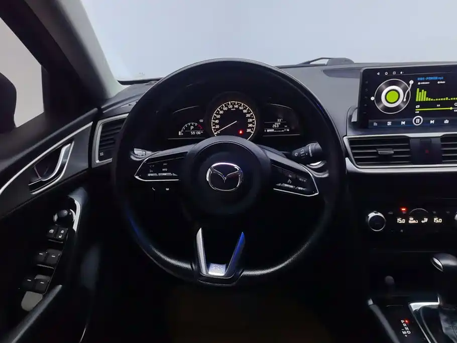 Mazda 3 Axela — миниатюра 15