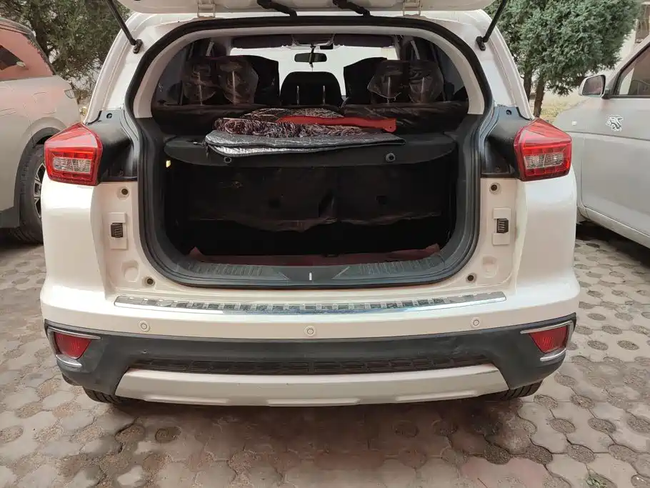 BAIC Senova X35 — миниатюра 4