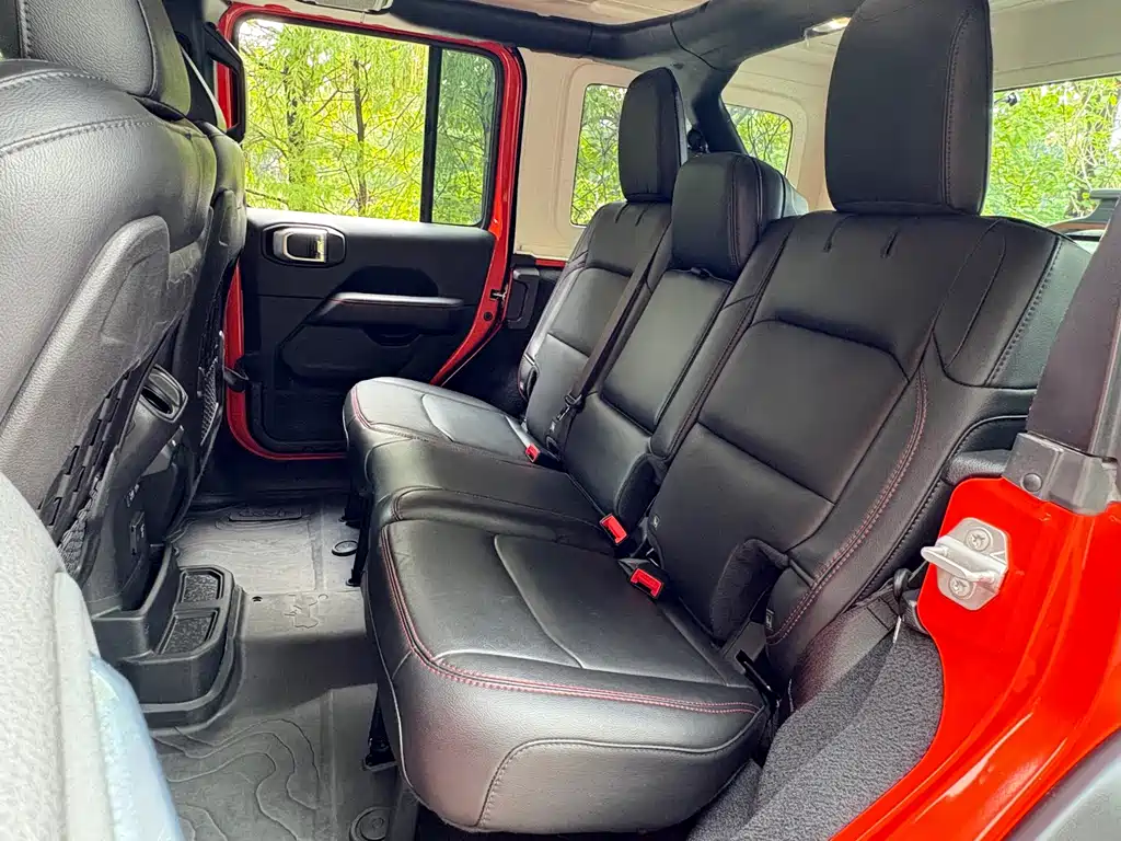 Jeep Wrangler — миниатюра 10