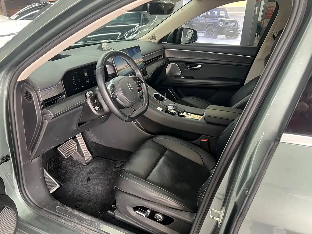 Aito M5