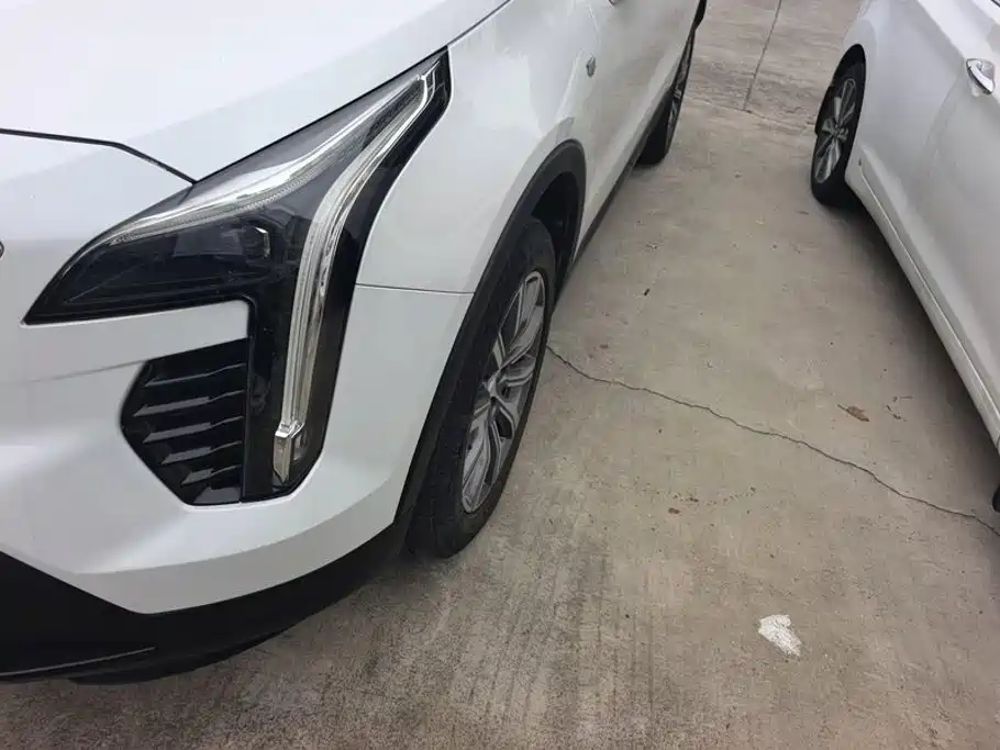 Cadillac XT4 — миниатюра 5