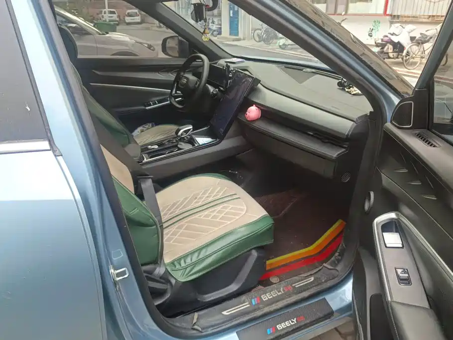 Geely Boyue — миниатюра 8