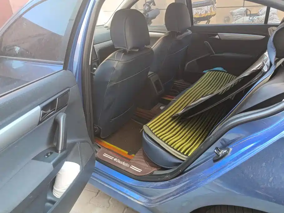 Volkswagen Lavida — миниатюра 11